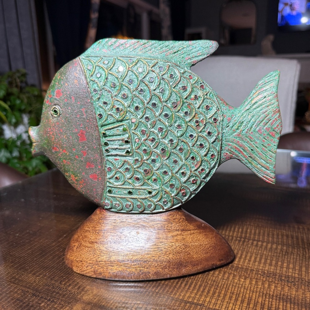 Kissy Fish - Picture 11 of 11